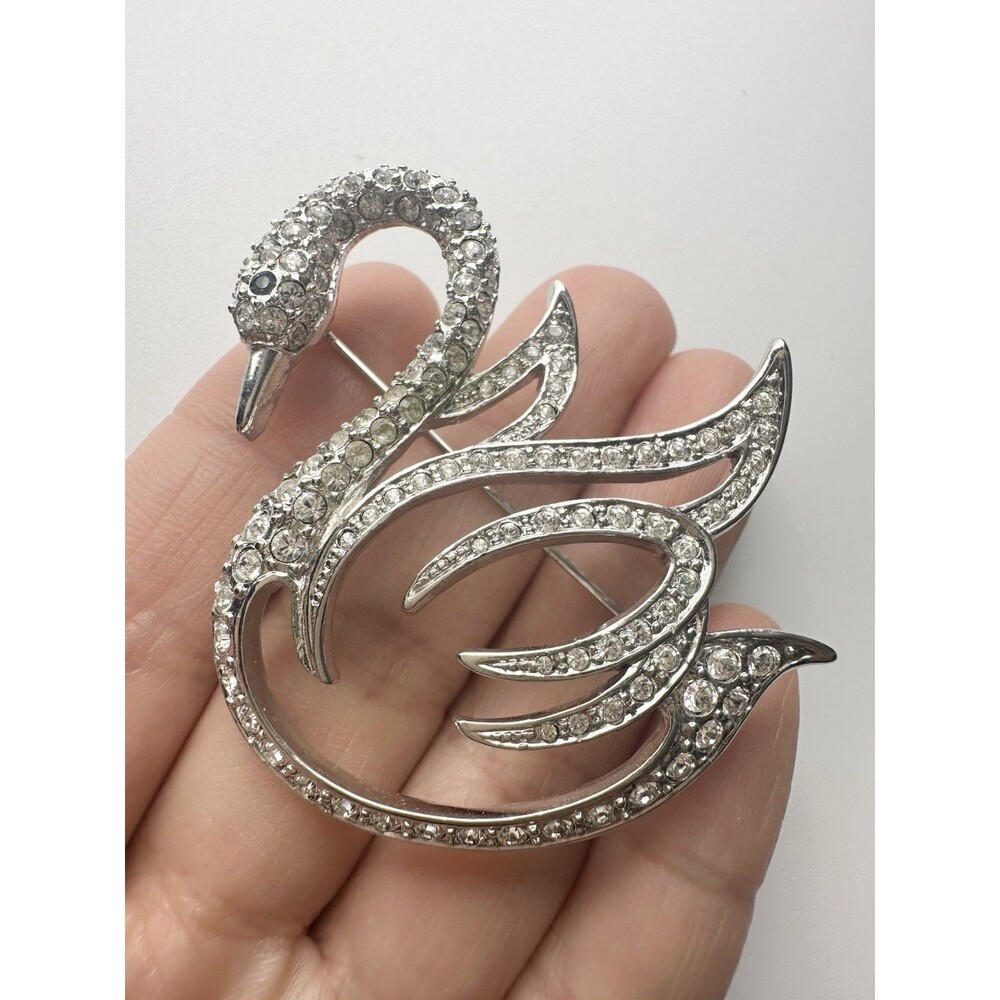 Rhodium Plated Rhinestone Swan Pin Brooch